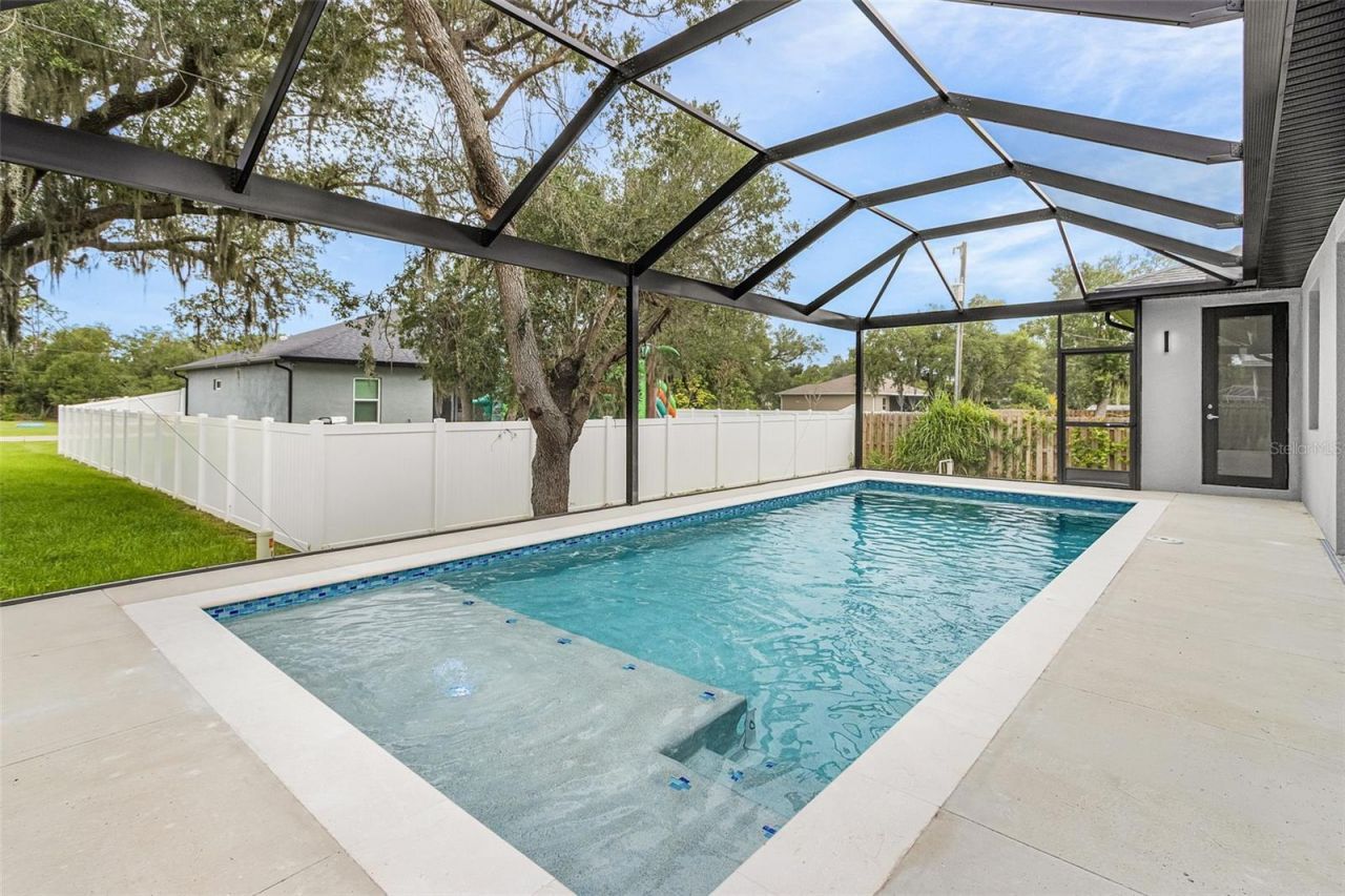 571 Presque Isle Drive, Port Charlotte, FL 33954 Photo