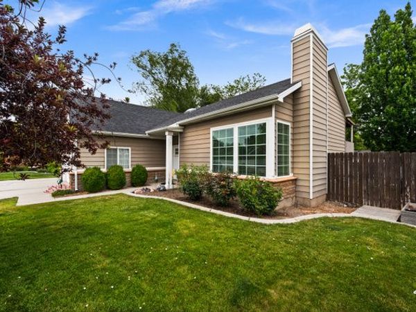 5633 S CROSSPARK DR W, Taylorsville, UT 84123