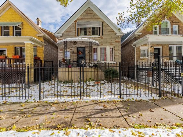 6933 S Michigan Avenue, Chicago, IL 60637