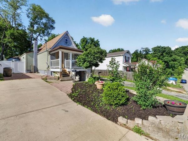5616 Willard Avenue, Affton, MO 63123