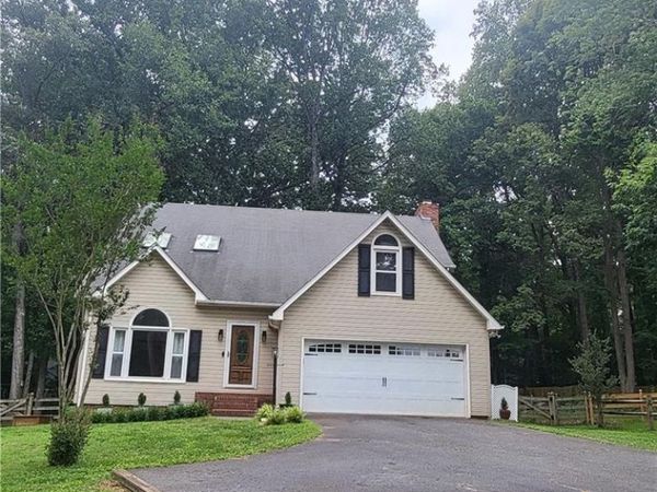 1302 Chickasha Drive, Pfafftown, NC 27040