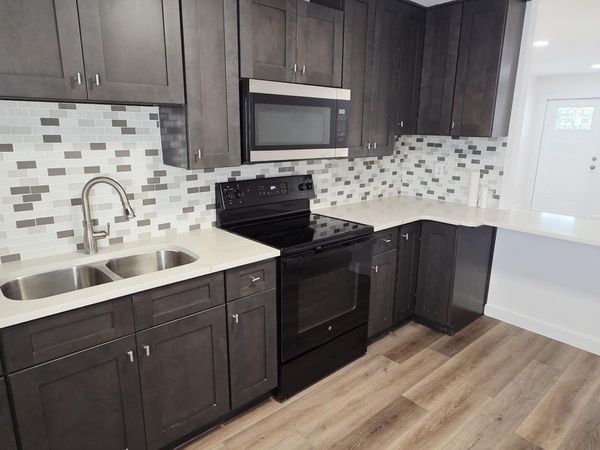 765 W 7th Street, Unit B, Riviera Beach, FL 33404