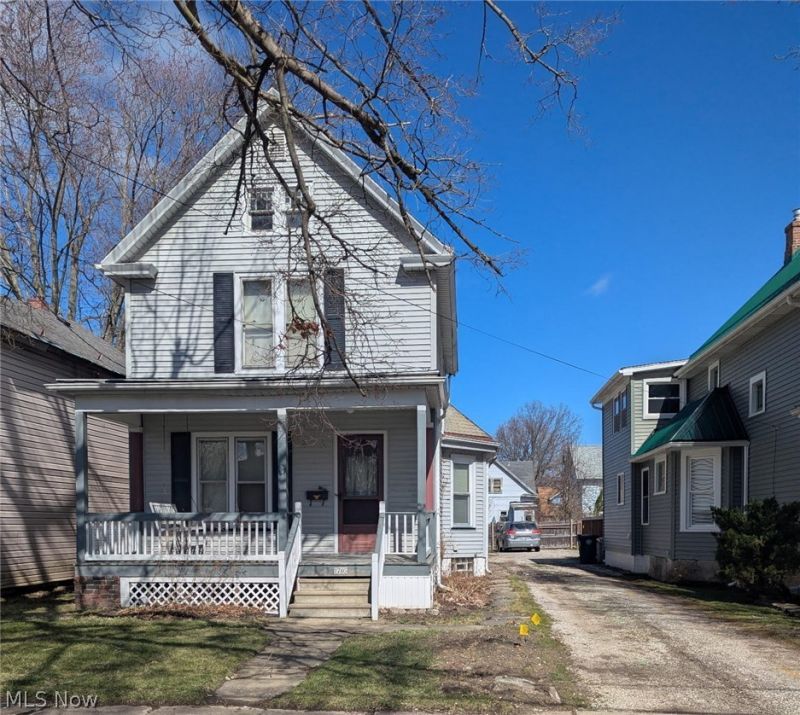 1705 W 5th Street, Ashtabula, OH 44004 Main Photo