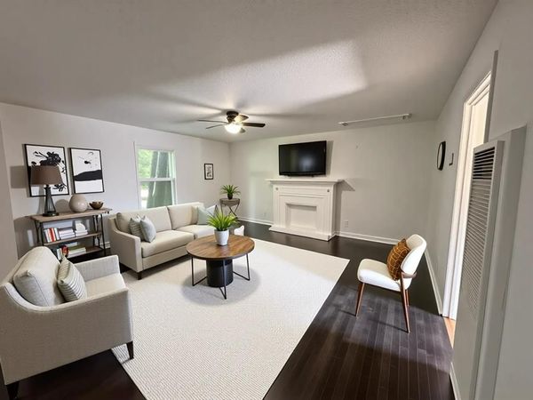 400 N Jefferson Street , Kaufman, TX 75142