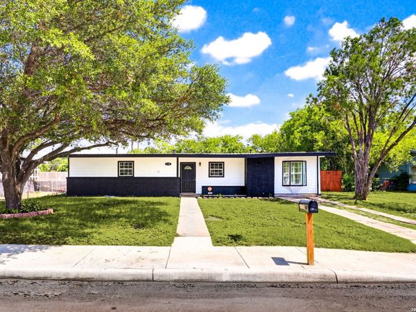 130 CHADWICK DR, San Antonio, TX 78227