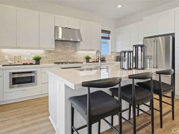 312 Junco, Irvine, CA 92618