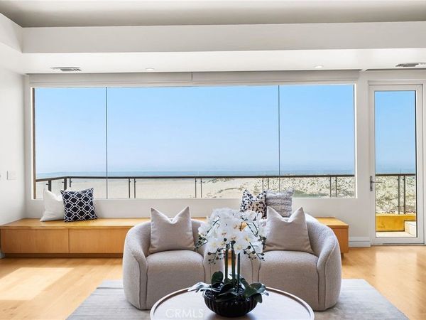 1554 E Oceanfront, Newport Beach, CA 92661