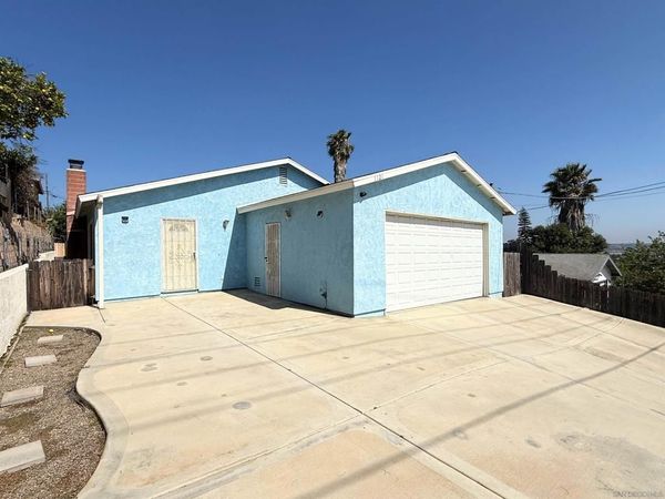 1121 Grand Ave, Spring Valley, CA 91977