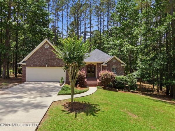 66 Longstone Road, Hattiesburg, MS 39402