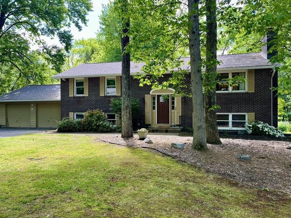 866 Burts Pit Rd, Northampton, MA 01062