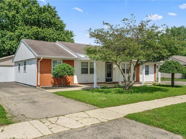 815 Plumwood Drive, New Carlisle, OH 45344