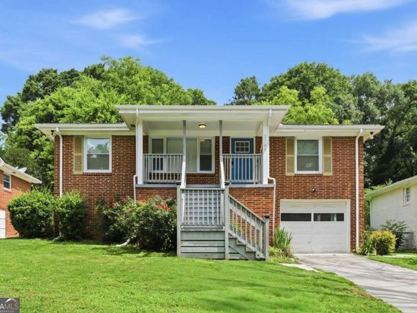 2705 Lincoln Court NW, Atlanta, GA 30318
