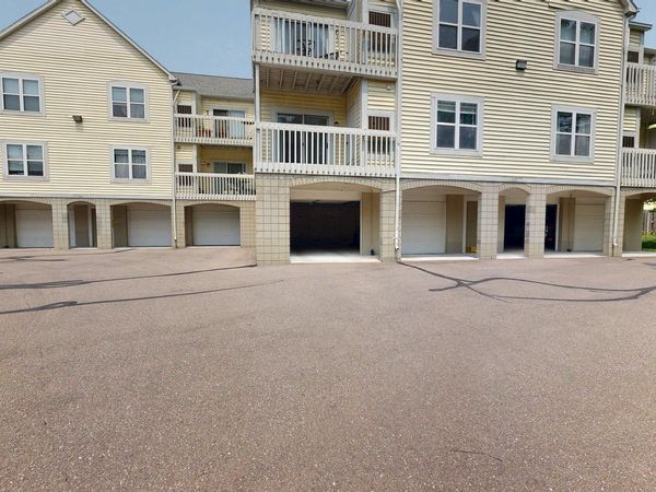 2201 S Huron Parkway, Unit 1, Ann Arbor, MI 48104