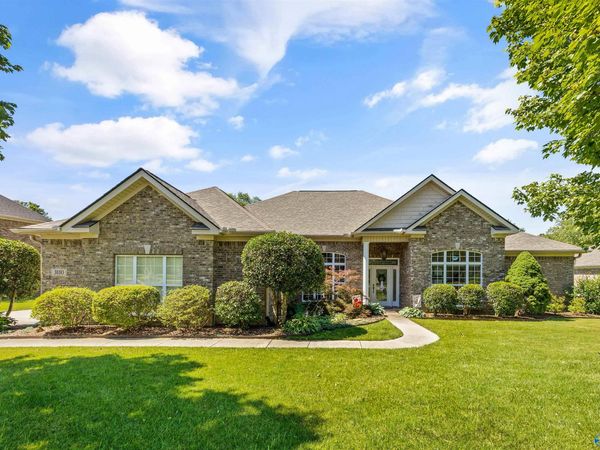 3110 Tenker Creek Lane SE, Owens Cross Roads, AL 35763
