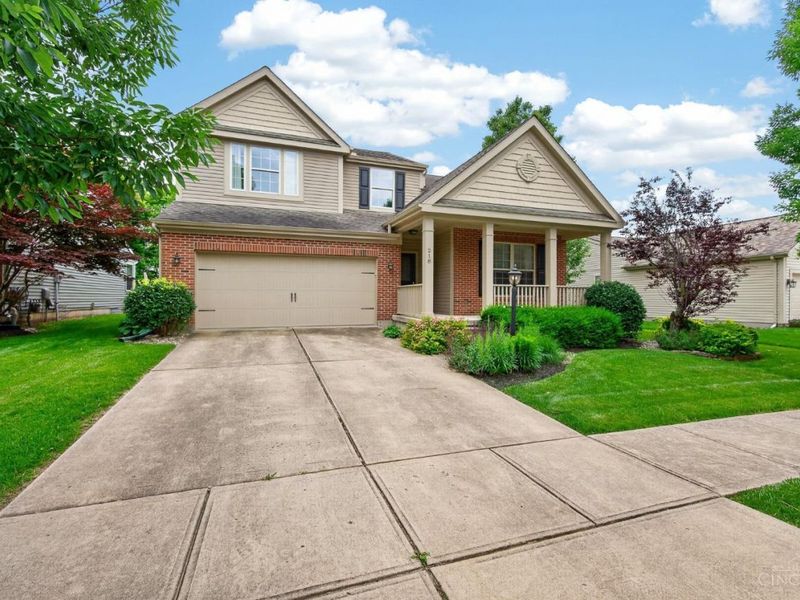 218 Heffron Circle, Hamilton Twp, OH 45039 Photo 2