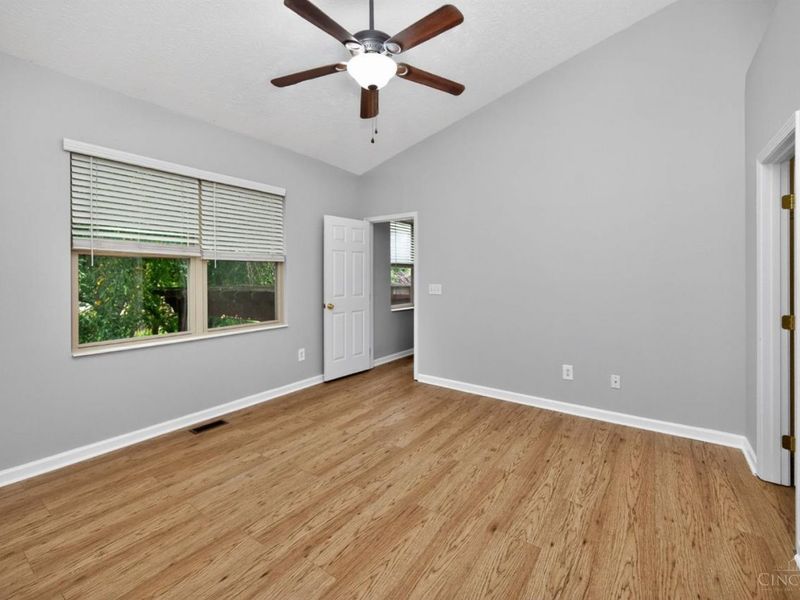 218 Heffron Circle, Hamilton Twp, OH 45039 Photo 20