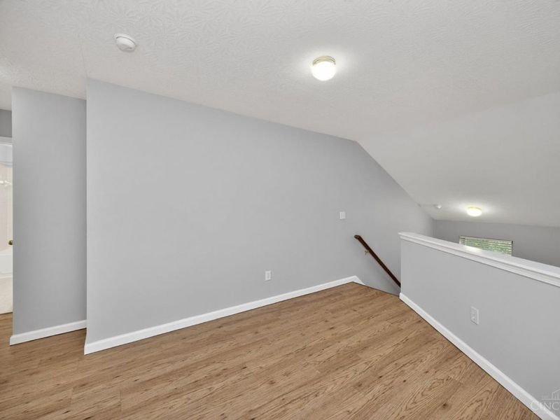 218 Heffron Circle, Hamilton Twp, OH 45039 Photo 25