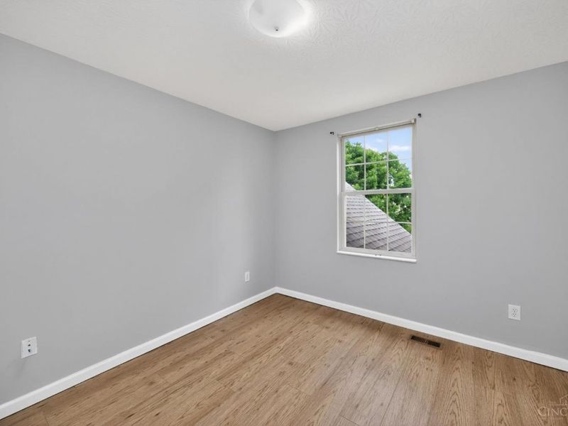 218 Heffron Circle, Hamilton Twp, OH 45039 Photo 29