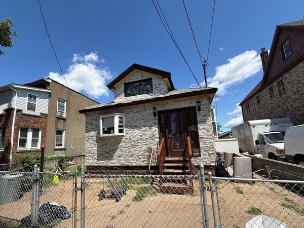 142-25 Bascom Avenue , Jamaica, NY 11436