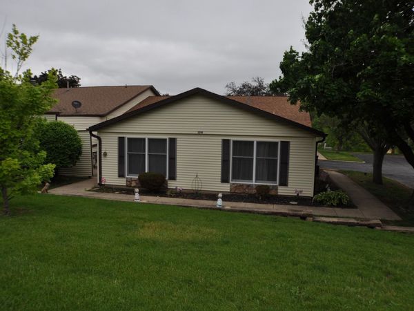 3214 W Carthage Drive, FREEPORT, IL 61032