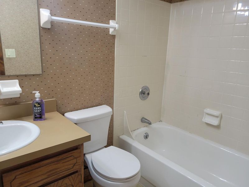 6353 Lennon Court , Unit A, Columbus, OH 43213 Photo 15