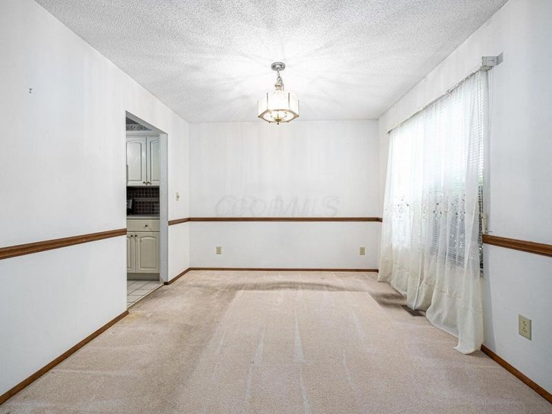 6353 Lennon Court , Unit A, Columbus, OH 43213 Photo 6