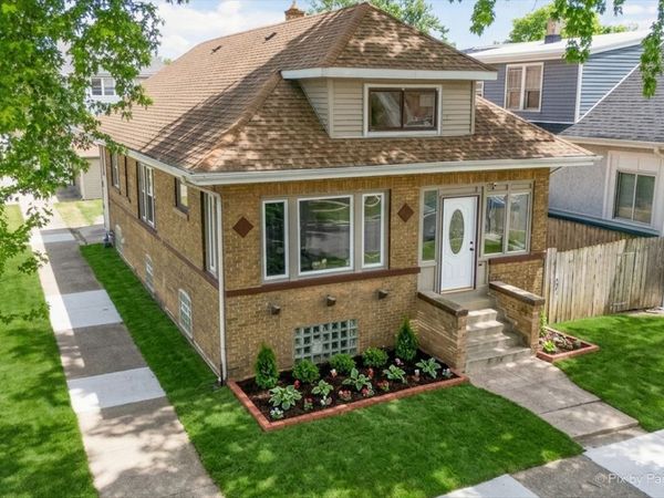 401 23rd Avenue , Bellwood, IL 60104
