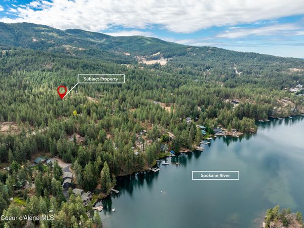 371 S IRONWOOD LN , Post Falls, ID 83854