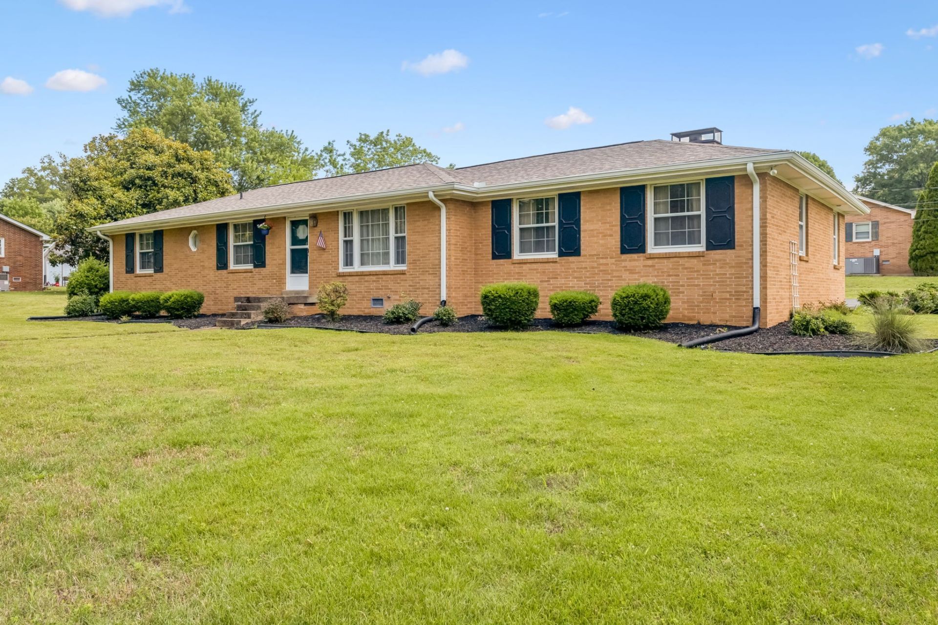 502 Hillview Dr, Mount Juliet, TN 37122 Main Photo