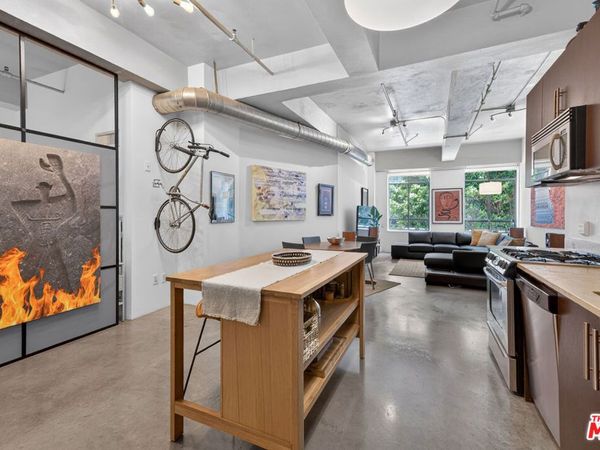 849 S Broadway, Unit 203, Los Angeles, CA 90014