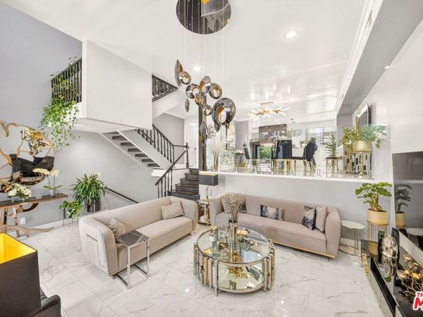 5305 White Oak Avenue, Unit F, Encino, CA 91316