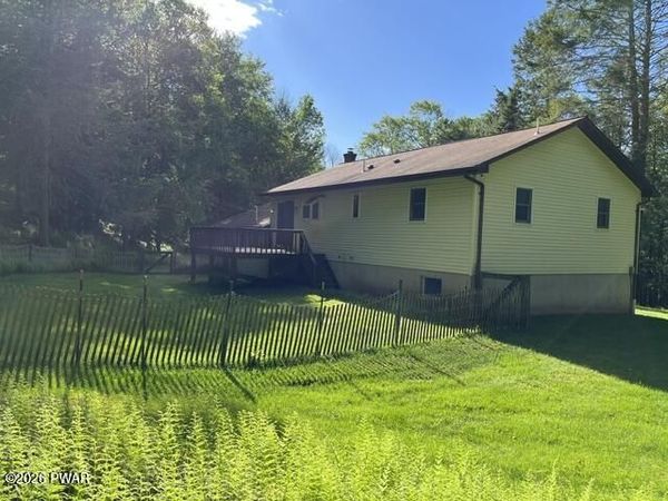 18 Short Road, Beach Lake, PA 18405