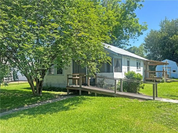 160 N PINE Street , Gramercy, LA 70052