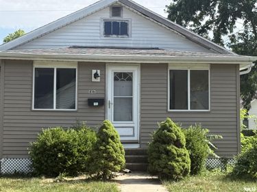 816 Saint Julian Street, Pekin, IL 61554