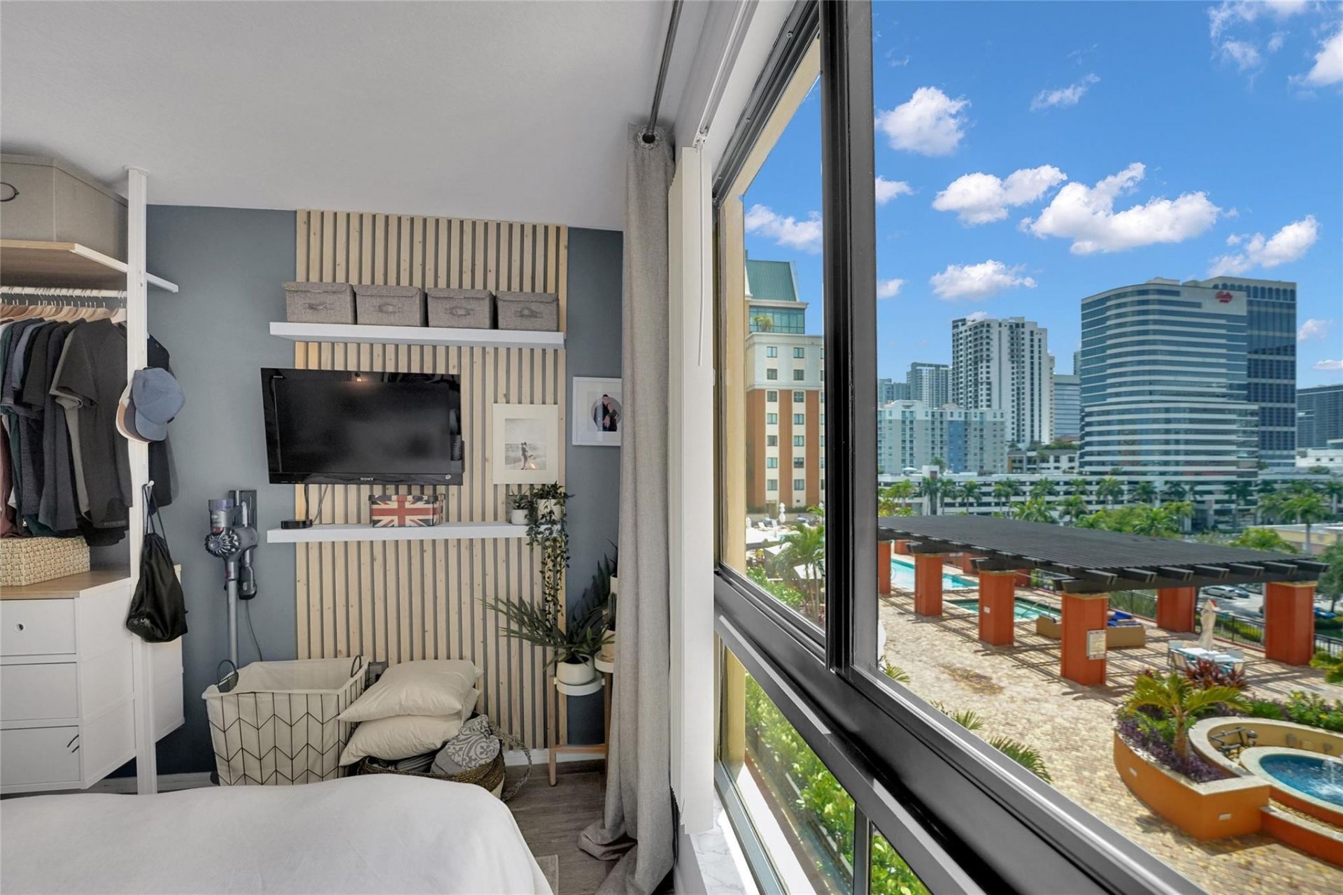 110 N Federal Highway, Unit 711, Fort Lauderdale, FL 33301 Photo