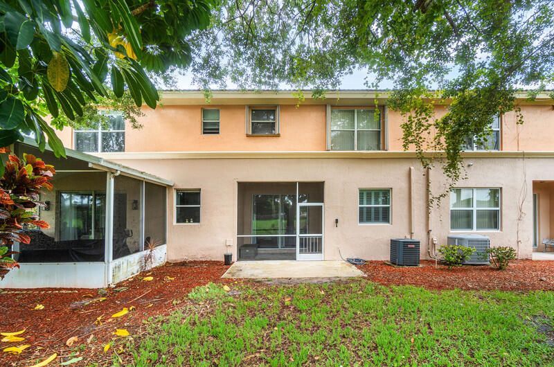 357 River Bluff Lane, Royal Palm Beach, FL 33411 Photo