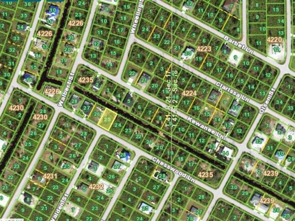 13956 CHESSWOOD LANE , PORT CHARLOTTE, FL 33981