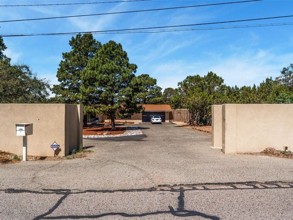 1366 Don Gaspar, Santa Fe, NM 87505