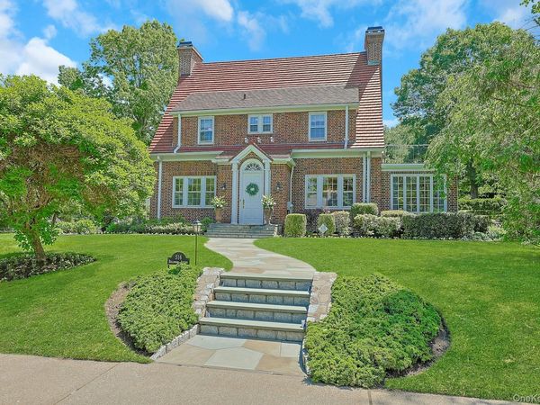 516 Bellwood Avenue, Sleepy Hollow, NY 10591