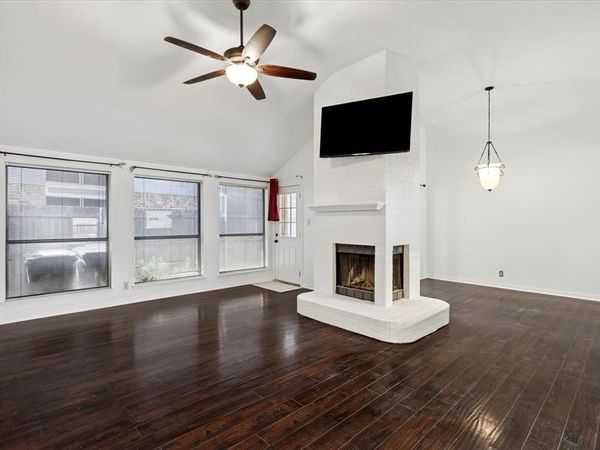 2232 Turf Club Drive, Arlington, TX 76017