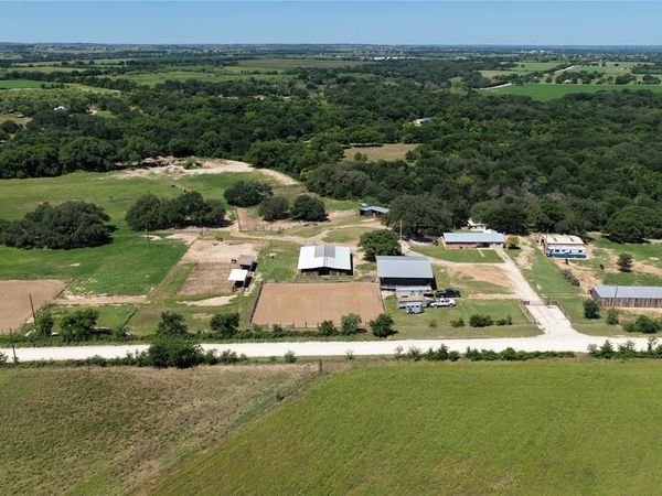 3900 County Road 304a , Comanche, TX 76442