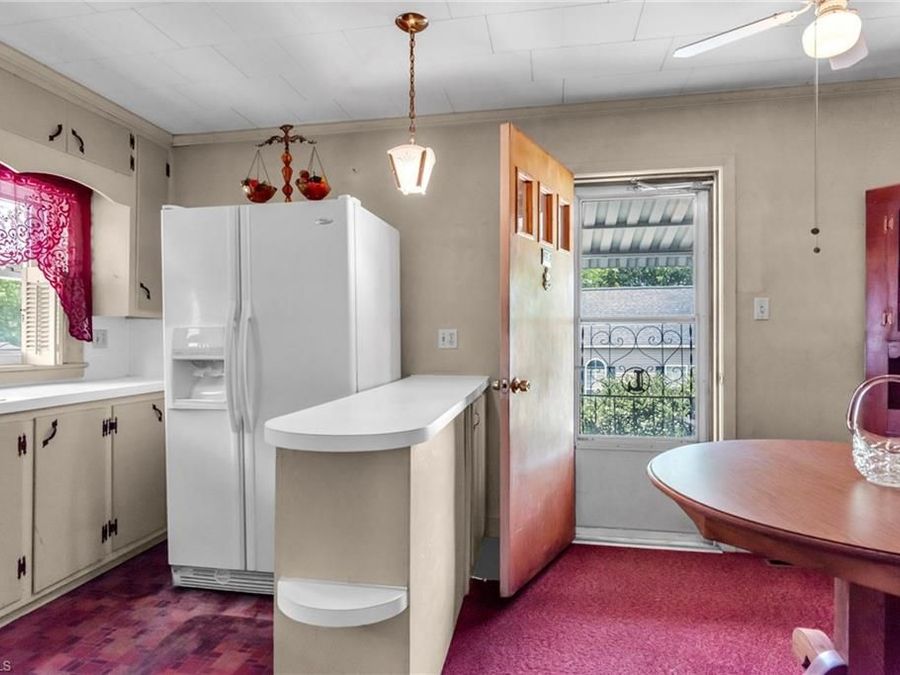 Property Image 37