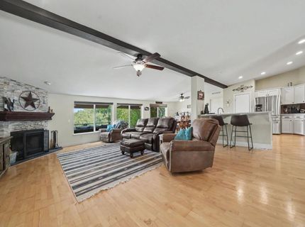 989 Carbondale Rd, Ione, CA 95640 Photo