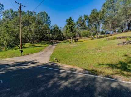 989 Carbondale Rd, Ione, CA 95640 Photo