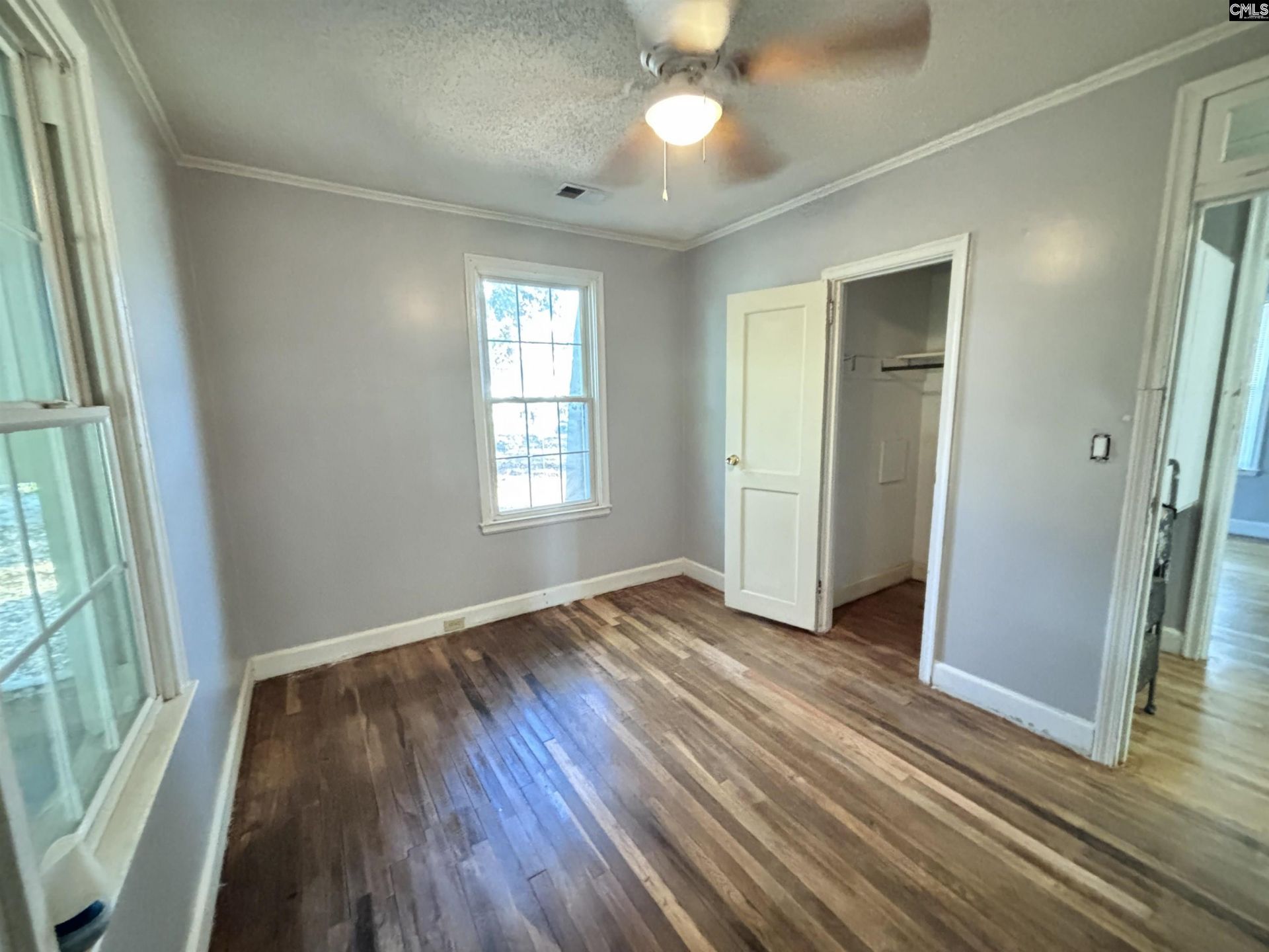 5225 Two Notch Road  Photo 11