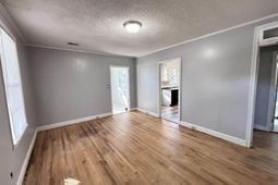 5225 Two Notch Road  photo 4