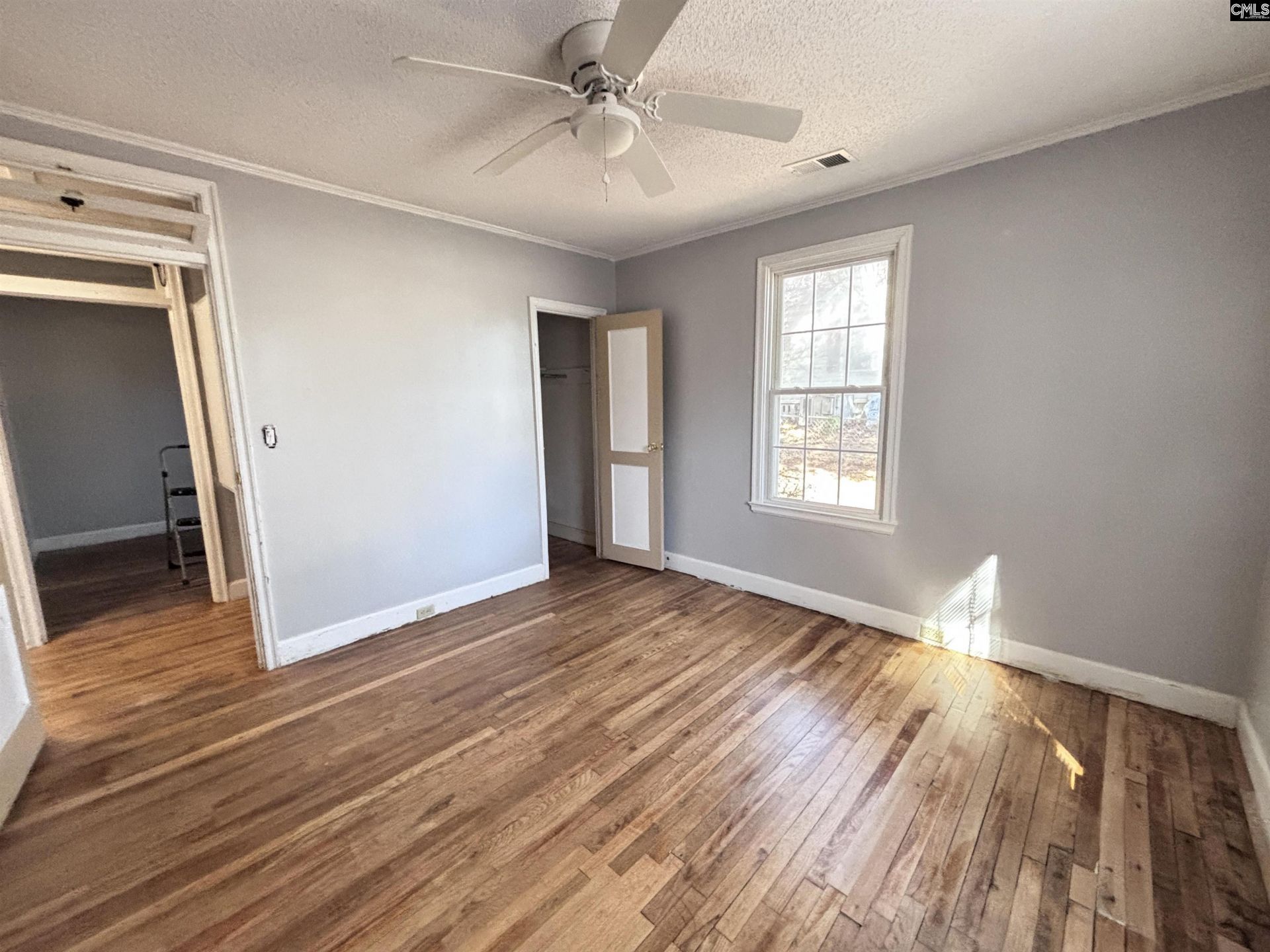 5225 Two Notch Road  Photo 9