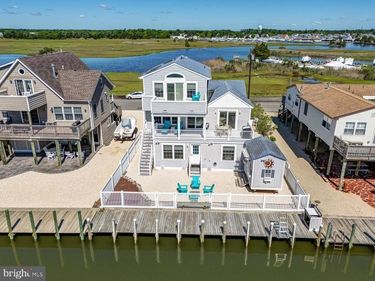 20 CARROLL AVENUE , TUCKERTON, NJ 08087