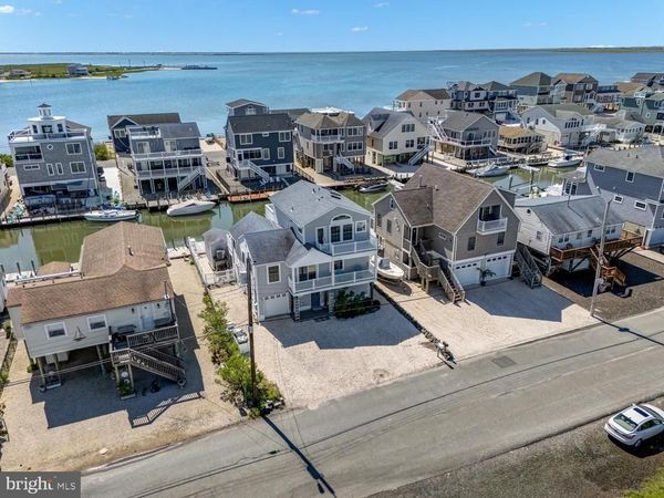 20 CARROLL AVENUE , TUCKERTON, NJ 08087