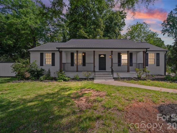 1421 Tyvola Road , Charlotte, NC 28210